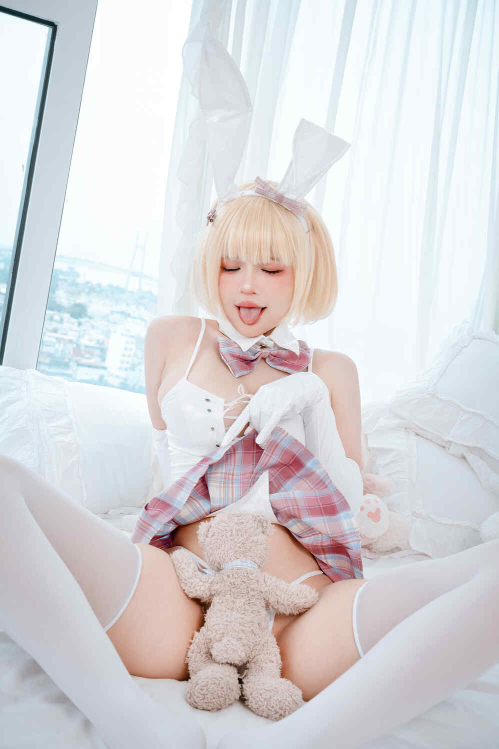 Azami-NO.094 White Bunny Girl [20P-50M]第1张